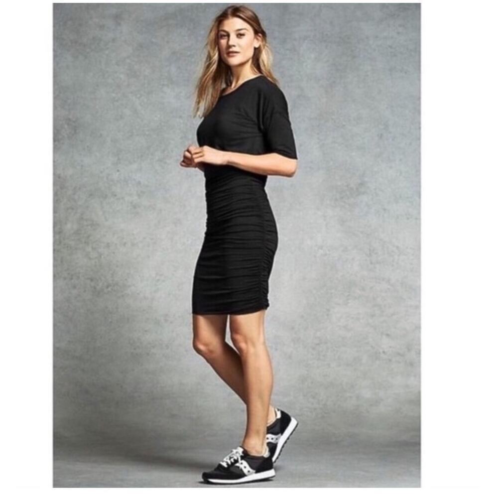 Athleta Solstice Ruched Shirt Dress‎ Black Sz XS Short Sleeve Travel
